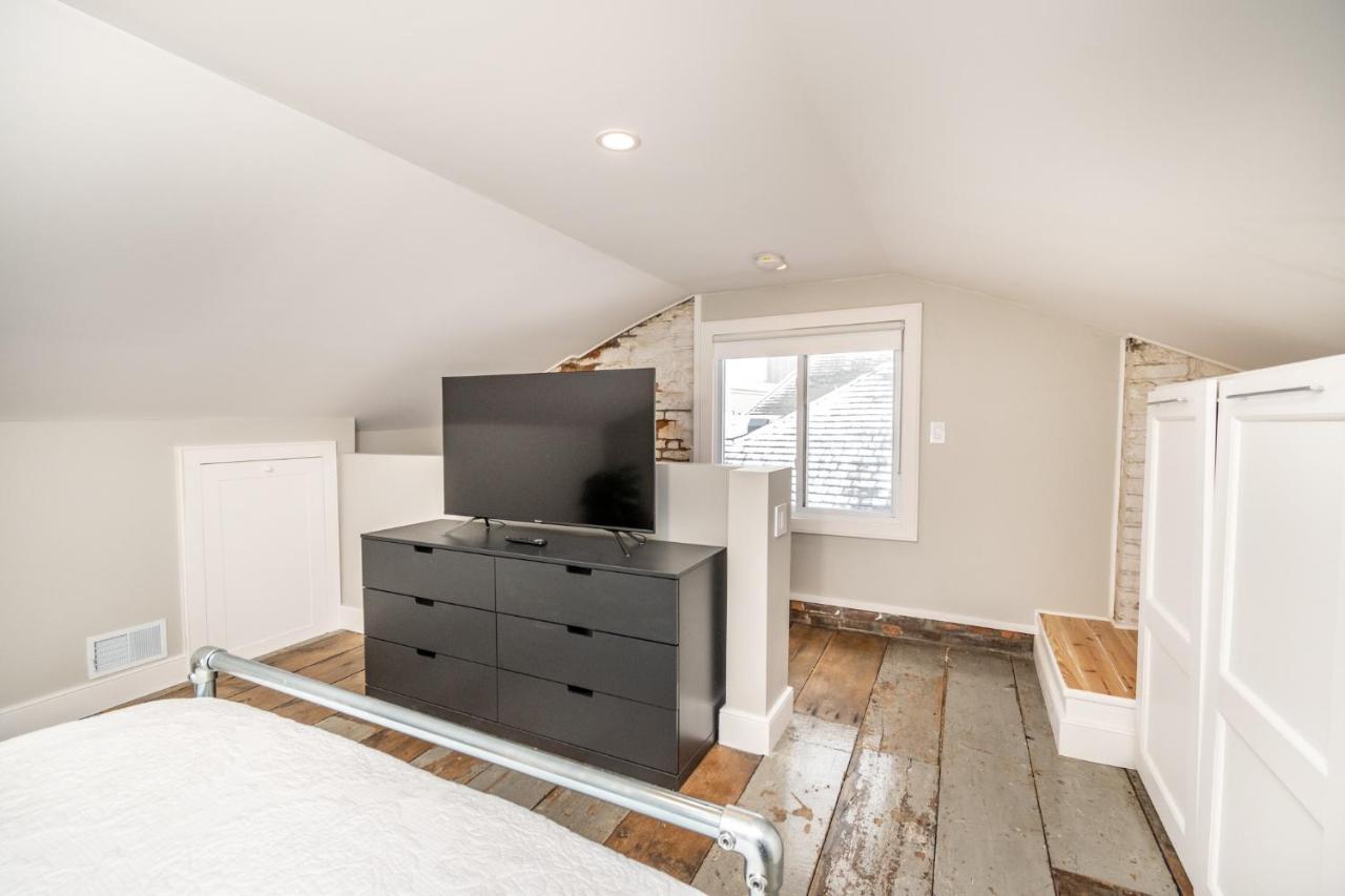 Luxury Design Focused, Detroit Themed Apt Near Downtown In The Art Districtアパートメント エクステリア 写真