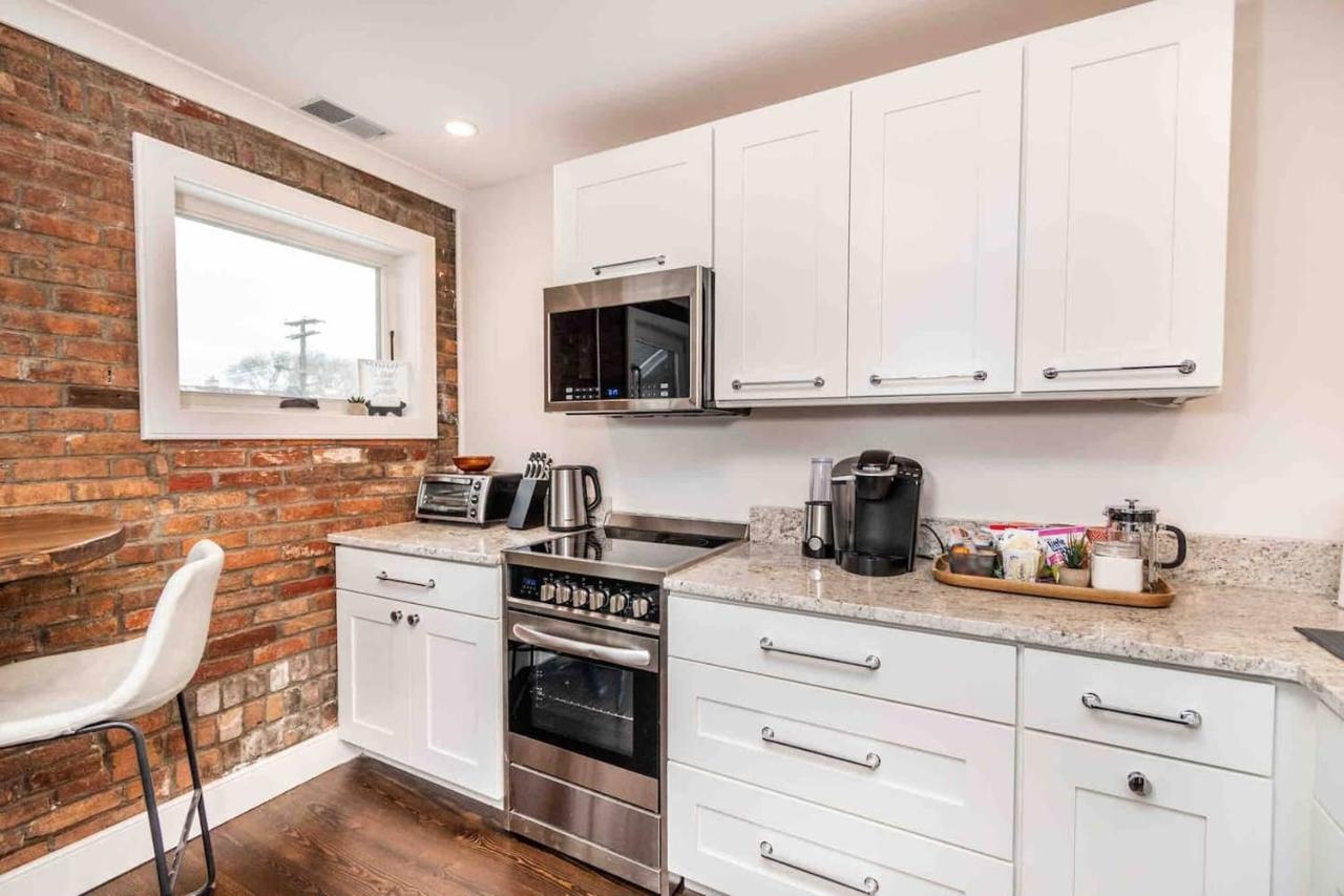 Luxury Design Focused, Detroit Themed Apt Near Downtown In The Art Districtアパートメント エクステリア 写真